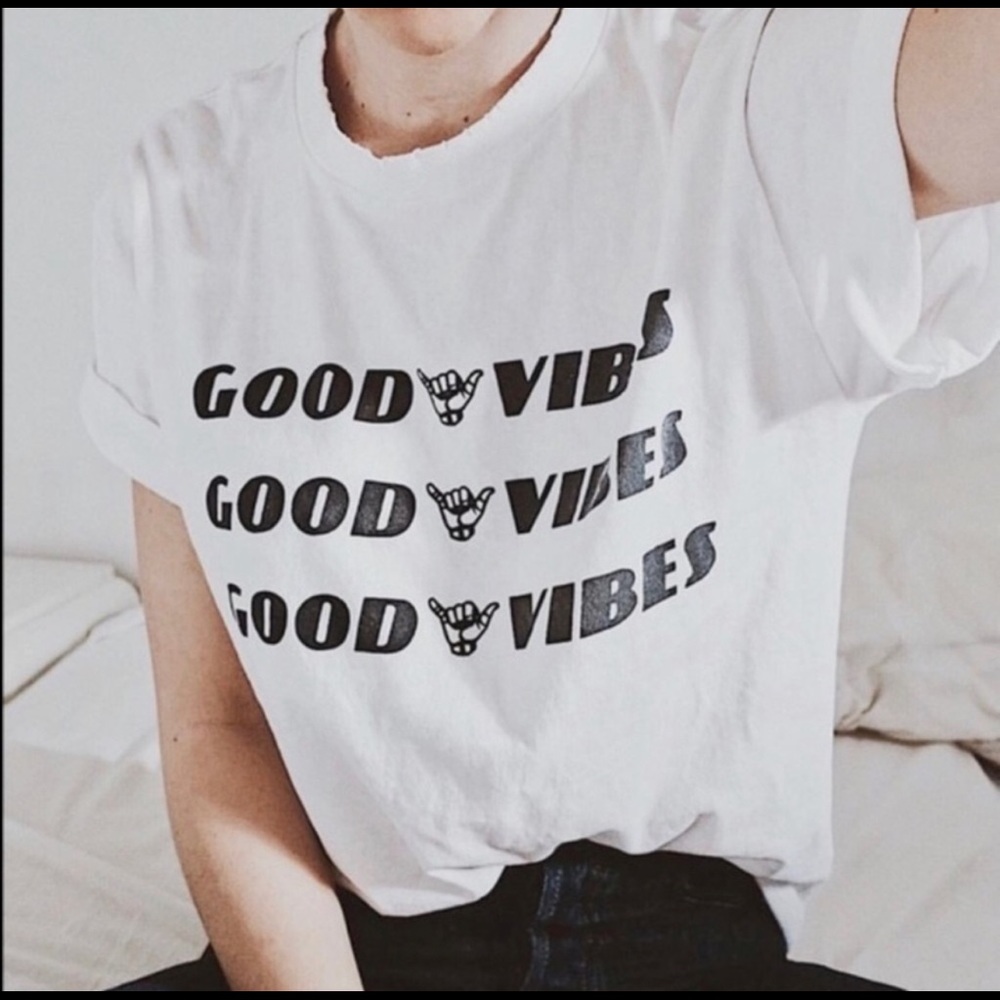 J Galt Good Vibes Crop Top 🤙🏻